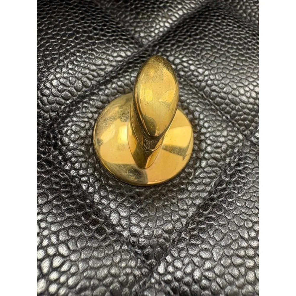 CHANEL 100% authentic